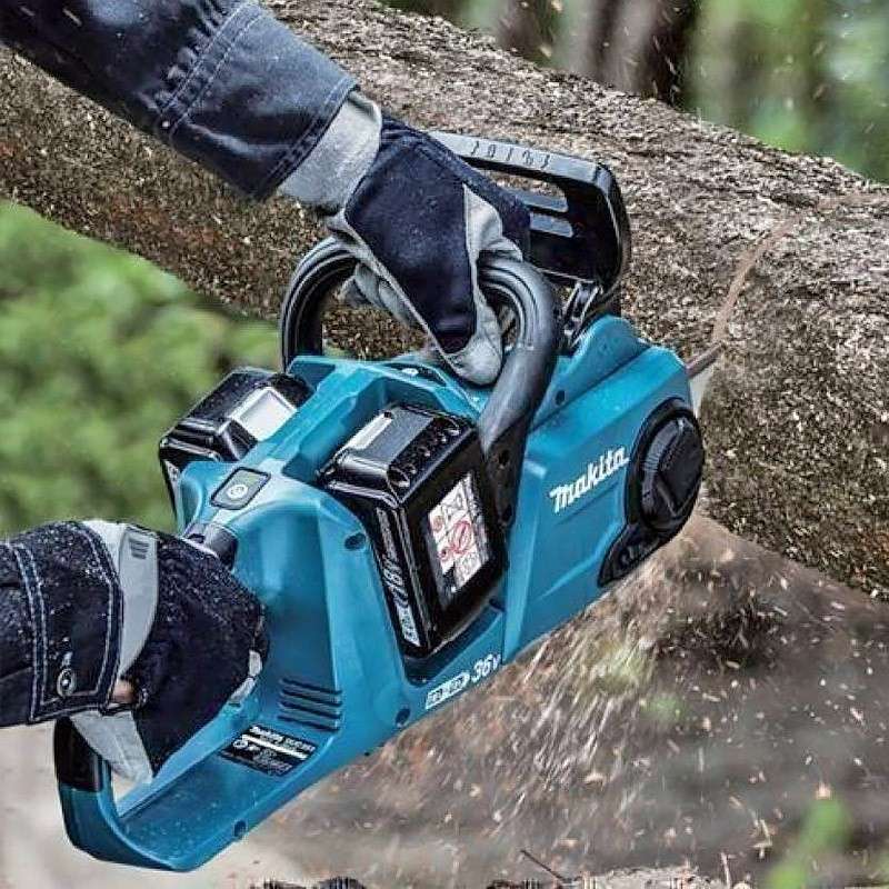 Tronçonneuse MAKITA DUC353Z 36 V (2 x 18 V) Li-ion 35 cm (vendu sans batterie)